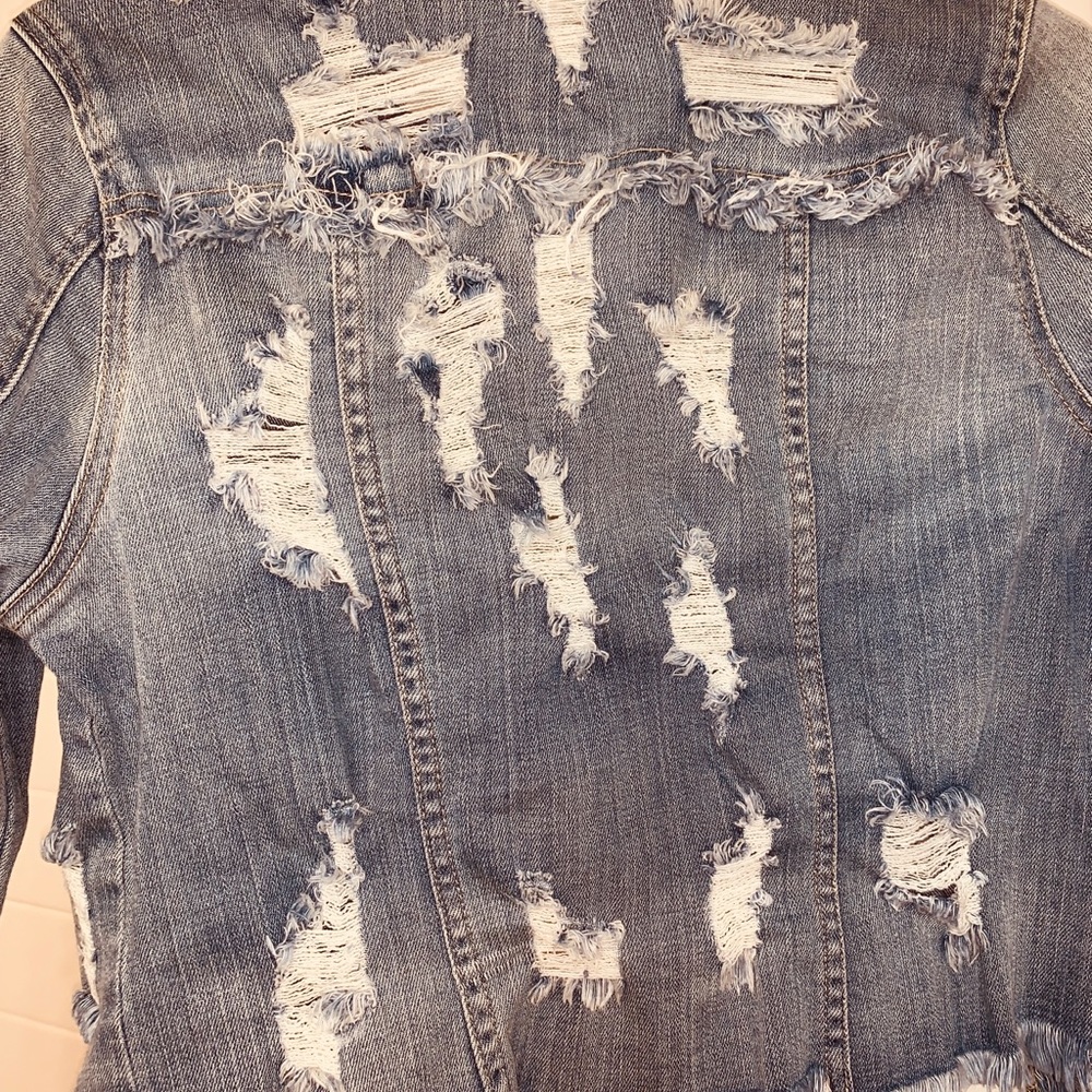 Cute Jean Jacket - image 3